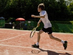 120627_tennis_ad_16